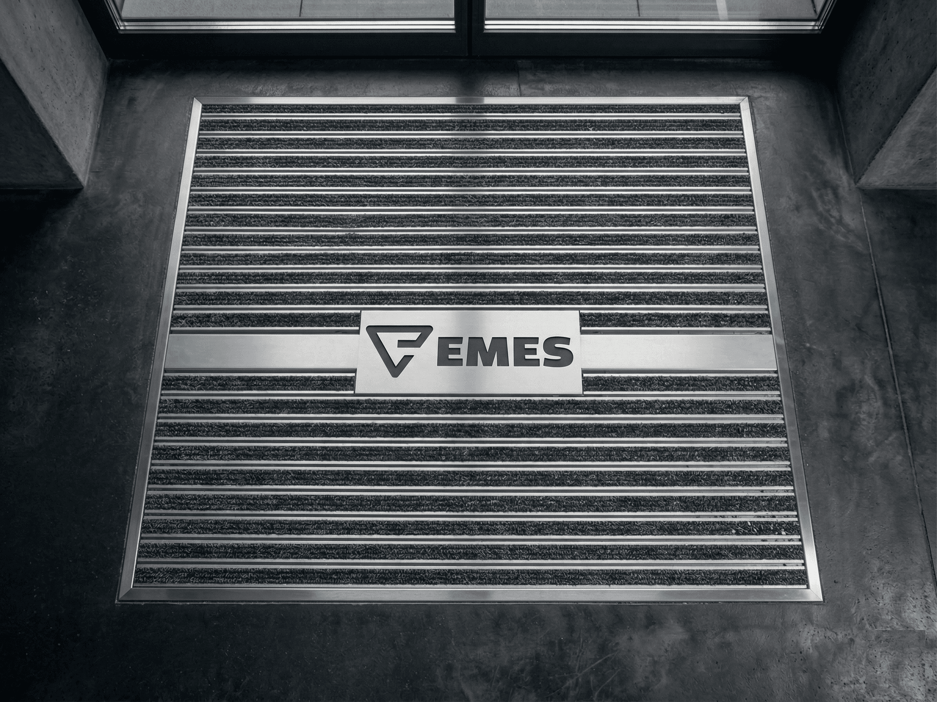 Hala produkcyjna EMES – produkcja wycieraczek aluminiowych